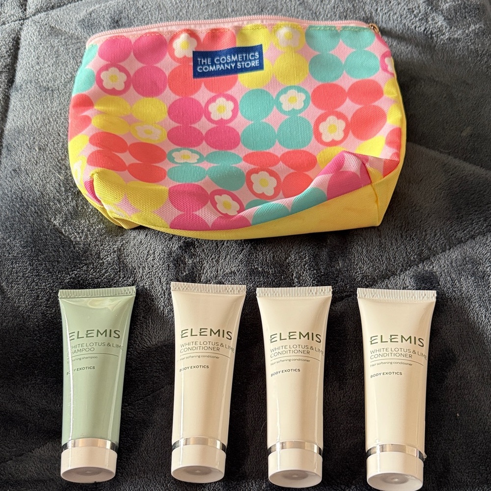 Elemis shampoo & conditioner and bag new